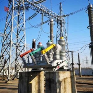 12KV Three Phase Outdoor Vacuum Circuit Breaker IEC62271 Certified 20kA Breaking Capacity Digital Twin Switchgear Remote Control