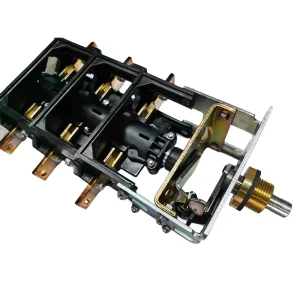 15.5kV High Voltage Oil Immersed Loadbreak Switch For Solar Farm Inverter Protection