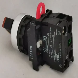 22mm Illuminated Selector Switch Yellow 2 Pos 1 X NO 24V Lamp