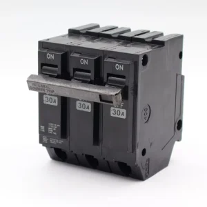 3P Air Circuit Breaker THQL THQC Series AC250V Industrial Use for Export Types 15A 100A 3 Breaking Capacity