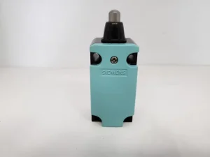 3SE51120CC02 Limit Switch Plunger Actuation 1NO 1NC Stock in Warehouse