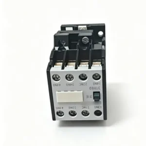 3TH8031 0XM0 (3TH80310XM0) 3 Phase Contactor Relay AC 50HZ 220 V 380 V AC 15 6 A DC 13 0.25 a AUX. Contacts 3 NO + 1 NC