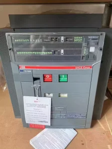 ABB ACB Air Circuit Breaker Fixed Type E3S3200 R3200 PR121/P PR122 PR123 LI LSI LSIG 3P/4poles Drawer Type 3200A ACB Breaker