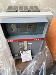 ACB SACE F4S Air Circuit Breaker 3200A 4000A E4H3200 Drawer-type Fixed Body 3P/4P 220V/110V/240V Intelligent PLC Programming