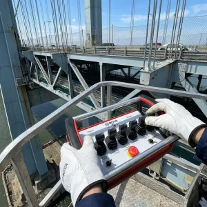 BY-020 Industrial Radio Remote Control for Aerial Work Platform Bridge Inspection Vehicle 7-Lever Controller IP68 500m