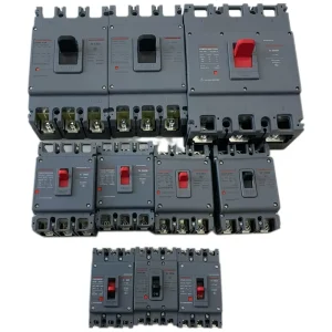 CDM3 40A Electric Moulded Case Circuit Breaker MCCB 800V 21kA IEC60947-2 for Electronic Equipment Plastic