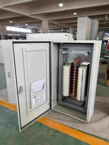 Customized Indoor Vertical Type Low Voltage Electrical Distribution Board Terminal Circuit Breaker Box with Busbar