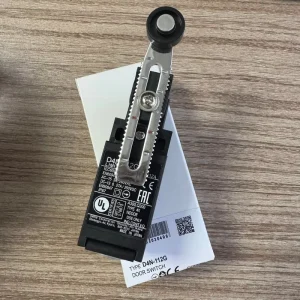 D4N 112G Safety Door Limit Switch 1NO 1NC IP67 Roller Type