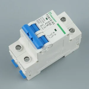 DC miniature circuit breaker bipolar overload short circuit protector DIN rail type solar photovoltaic DC circuit breaker