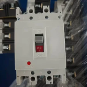 Elevator MCCB Molded Case Circuit Breaker CM1 125L 3300 32A