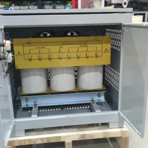 Factory 380V 440V 220V Three-Phase Power Isolation Transformer Step-Up/Step-Down 30kva 40kva 400kva Low Loss Transformer