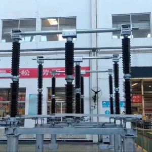 GW7F 800 1100 Series 3 Pole Steel HV AC Disconnect Switch with Three Column and Horizontal Rotation for Industrial Use