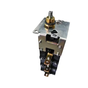Generator Set Parallel Operation 3-Pole Load Switch