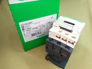 LC1D12P7 contactor 3pole 230VAC coil NIB
