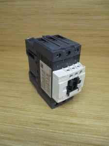 LC1D65AG7 AC Contactor LC1D65A Stock in Warehouse