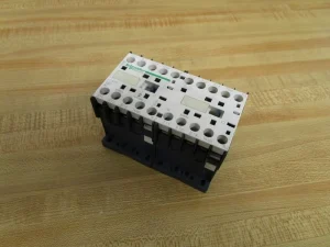 LC2K12 10B7 Reversing Contactor LC2K1210B7