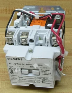 New and Original CLM0C03 Contactor W Chipped Hoing Stock in Warehouse