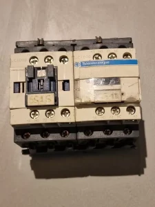 New and Original LC2D09B7 Reversible Contactor D 9A 24V AC Coil Stock in Warehouse