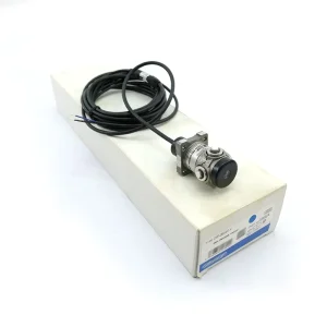 Original Four Directions High-Precision Limit Switch for PLC Programming and Industrial Control D5F-2B34C-Y