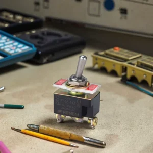 RT S6 14B Metal SPDT 250V Toggle Switch Momentary On On Switch