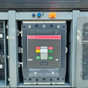 SACE TMAX T5 3P400A AC690V 50 60Hz Low Voltage Moulded Case Circuit Breaker 35KA Breaking Capacity