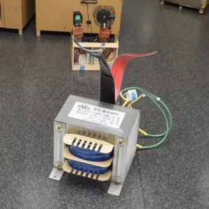 Single Phase Low Voltage Distribution Transformer 110V 230V Input 50Hz Frequency Plastic Aluminum Winding 500VA