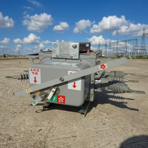 Three Phase 12kV 630A 50Hz Outdoor Pole Mounted Load Break Switch Manual Motorized Lock 20 25kA Breaking Capacity FZW28 12
