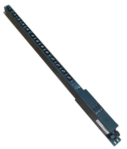 Three Phase PDU with 12 Way P34 Outlets and Hydraulic Magnetic Master Circuit Breaker Power Distribution Unit for Data Room