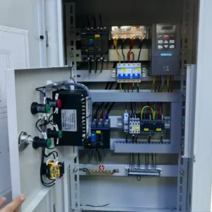 Wellhead Submersible Pump VFD Control Panel Distribution Box 250A MCCB 3 Phase Cold Rolled Steel 50/60Hz Hybrid Lock PINDE