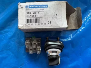 Xb2 Md11 030992 2 Position Selector Switch Brand New Original Product with a One-year Warranty