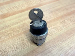 ZB4BG4 Keyed Selector Switch Key Out Left